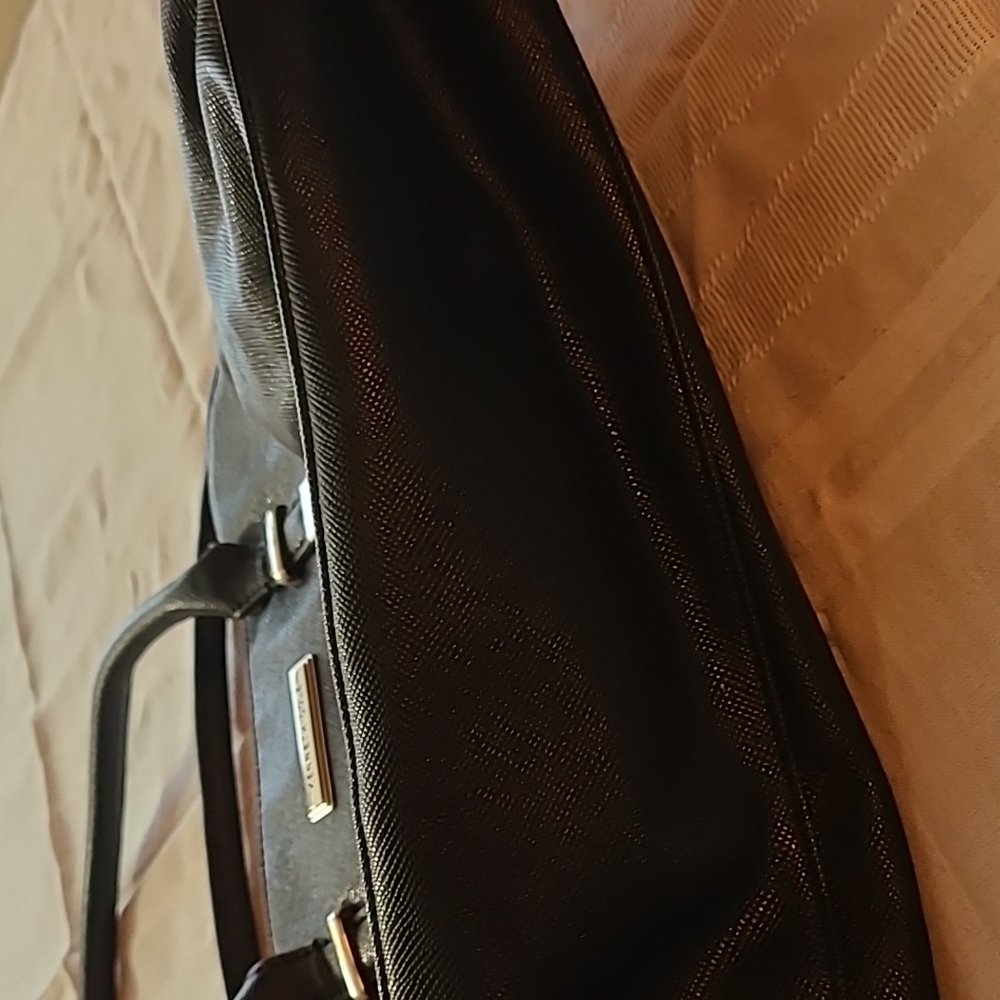 Kenneth Cole - Picture 6 of 6